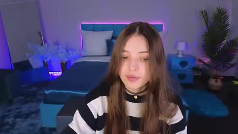 Lili Bakery online show from October 7, 3:44 am