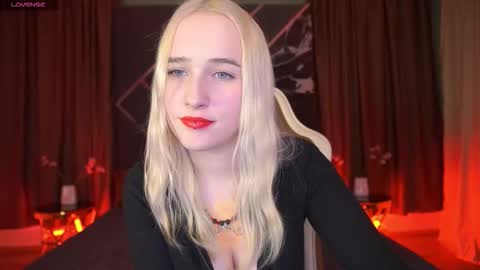 lilielfie online show from February 2, 10:20 pm