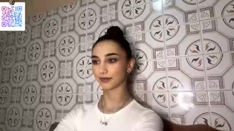 Lina online show from December 2, 10:23 pm