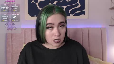 Liliith  online show from April 8, 8:55 pm