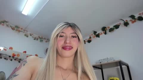 lilith cooper20 online show from October 1, 10:48 pm