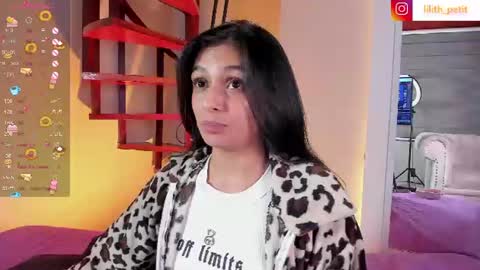 Lili petit  online show from June 11, 12:32 am