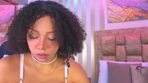 Lilith pink online show from May 13, 3:12 am