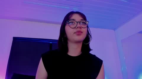 LilithBluum  online show from April 9, 11:26 am