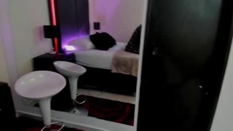 LilithBluum  online show from April 11, 11:25 am