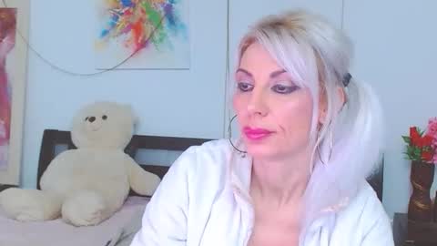 Lara online show from February 13, 4:58 am