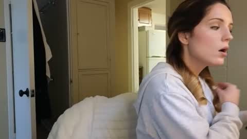 lilly_adams88 online show from June 12, 11:46 pm