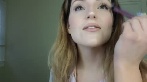 lilly_adams88 online show from June 14, 1:03 am