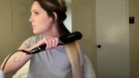 lilly_adams88 online show from June 11, 2:44 am