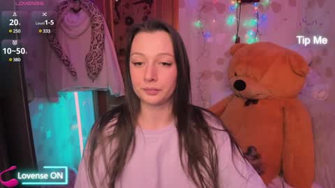 Snapshot of lilly_black888 chatting on February 8, 6:44 pm Lilly online show from February 8, 6:44 pm
