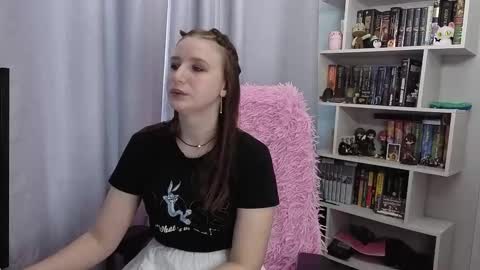 LillyFan X online show from September 28, 5:14 am