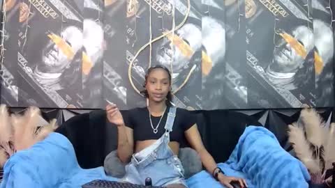 lilmissbaddiexxx online show from February 5, 11:30 pm