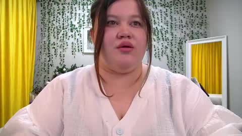 LiloLewins online show from December 24, 1:28 pm