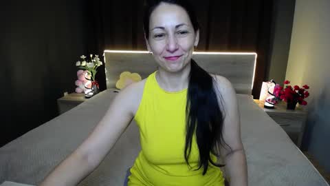 lilugrants online show from November 18, 10:33 pm