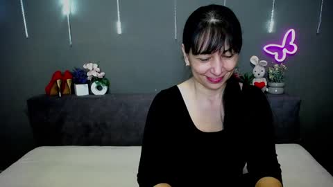 lilugrants online show from April 13, 6:20 pm