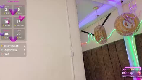 Lily online show from February 5, 7:00 am