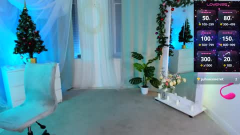 lily_dallass online show from December 30, 11:17 pm