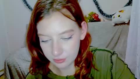 lily_ember online show from December 15, 8:14 pm