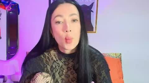 just lily online show from May 16, 11:48 pm