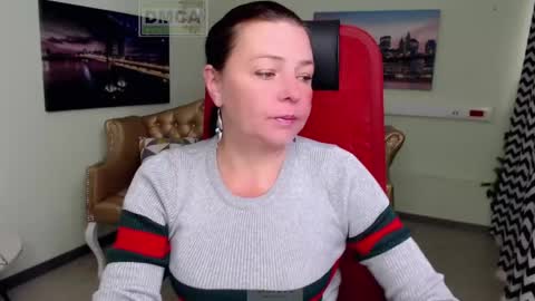 Lily online show from June 3, 4:57 am