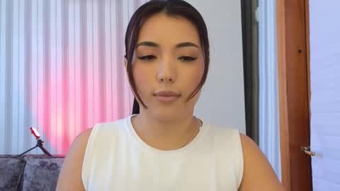 Lily online show from September 10, 12:05 pm