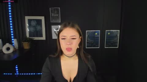 Lily online show from December 28, 7:55 am