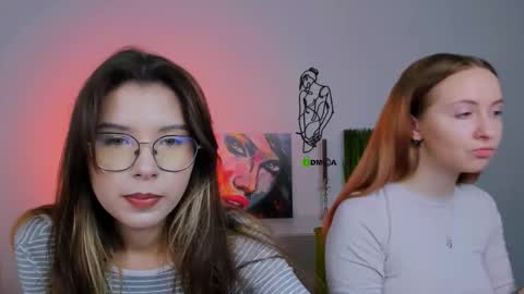 Lily online show from October 6, 7:18 pm