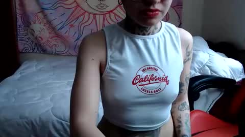 Lily online show from February 22, 9:05 pm