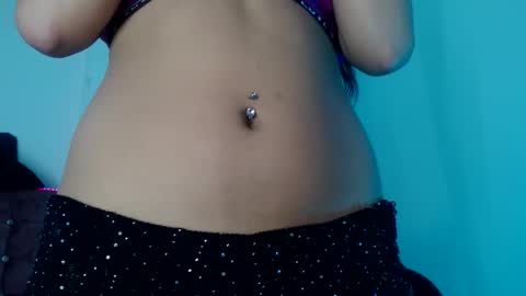 lilyjamesx online show from November 27, 5:38 pm