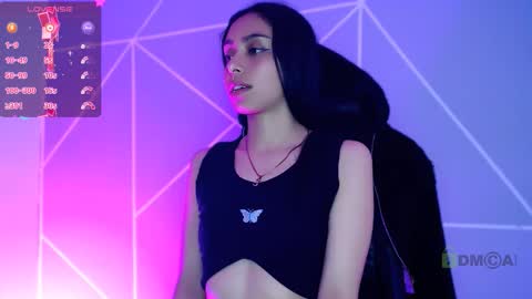 Snapshot of lilylouisee_ chatting on October 10, 3:11 am Liliana louise online show from October 10, 3:11 am