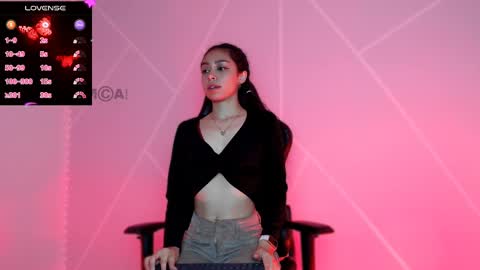 Snapshot of lilylouisee_ chatting on March 5, 1:39 pm Liliana louise online show from March 5, 1:39 pm