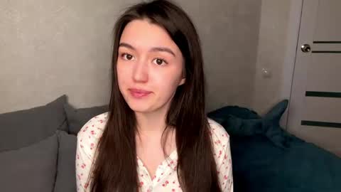 Lily online show from April 13, 4:19 pm