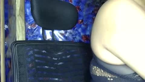 limaakter246618 online show from February 22, 3:35 pm