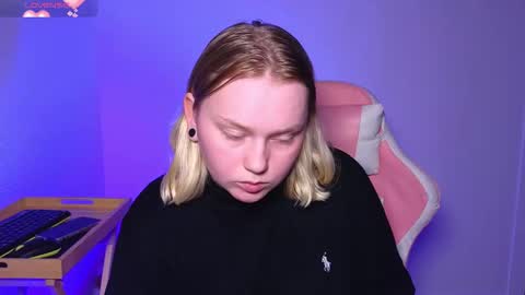 Snapshot of lime_cat chatting on September 28, 12:39 am lime cat online show from September 28, 12:39 am