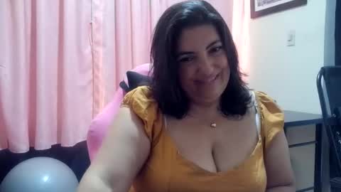 Lina Mara99 online show from June 20, 7:39 pm