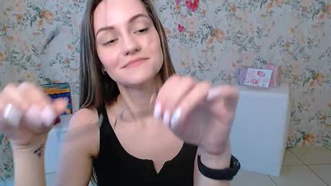 Snapshot of lina_star_s chatting on March 7, 7:19 am Lina online show from March 7, 7:19 am