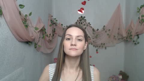 Snapshot of lina_star_s chatting on January 5, 6:46 am Lina online show from January 5, 6:46 am