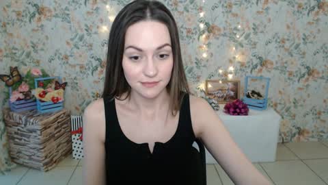 Snapshot of lina_star_s chatting on February 8, 7:15 am Lina online show from February 8, 7:15 am