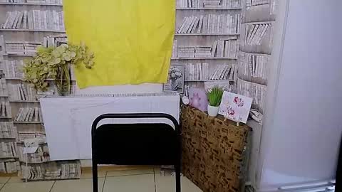 Snapshot of lina_star_s chatting on October 6, 9:37 am Lina online show from October 6, 9:37 am
