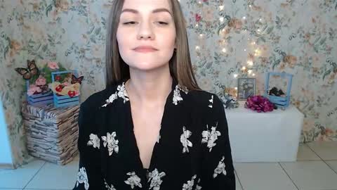 Snapshot of lina_star_s chatting on February 22, 7:23 am Lina online show from February 22, 7:23 am