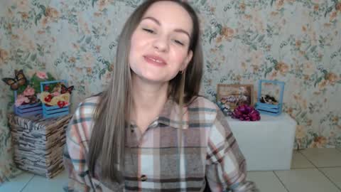 Snapshot of lina_star_s chatting on February 12, 6:51 am Lina online show from February 12, 6:51 am