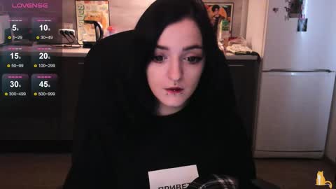 Lina 3  1715622743 online show from October 27, 8:10 am