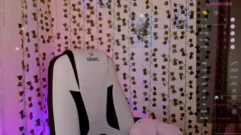 Lina online show from February 1, 6:12 am