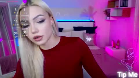 I am Lina online show from February 3, 5:50 pm