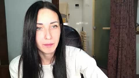 LinaLivee online show from November 20, 8:32 pm