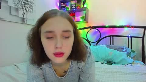 Lina online show from March 28, 10:30 pm