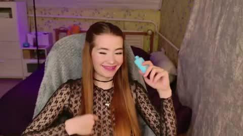 Luna online show from April 13, 6:09 pm