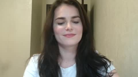 Linda online show from April 8, 6:54 pm