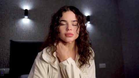 Linda online show from November 6, 1:50 pm