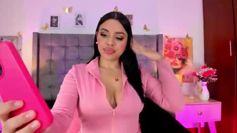 Linda Fosterr online show from May 25, 7:46 pm